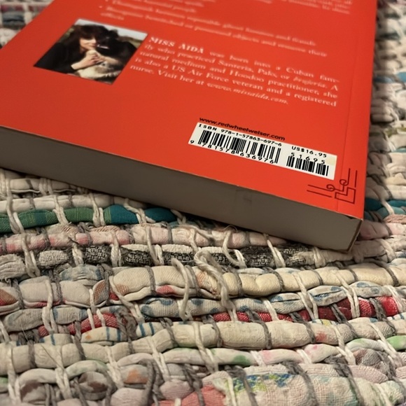 NEW- Hoodoo Cleansing and Protection Magic - A Book by Miss Aida - Picture 4 of 6